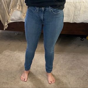 Levi 331 shaping skinny jeans